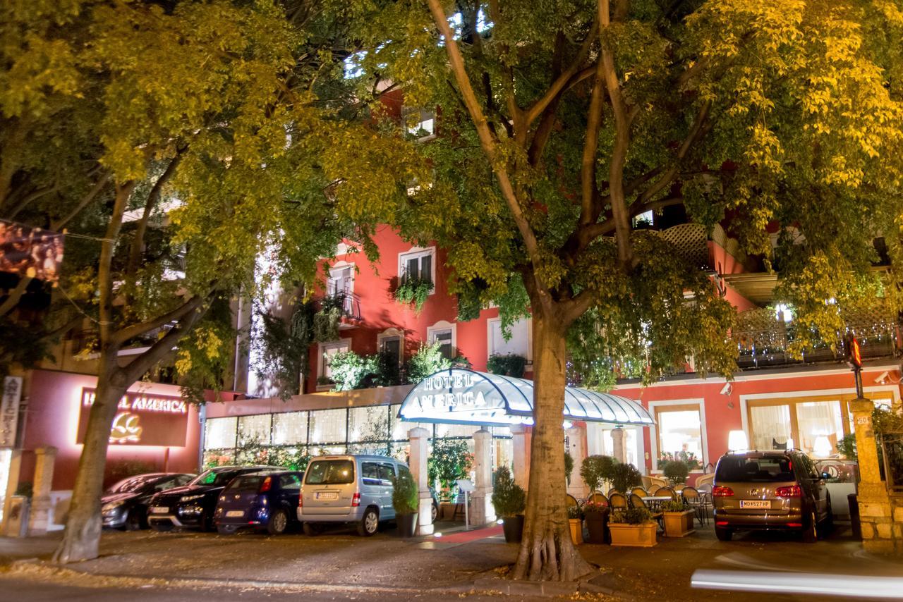 Manci Apartments By Hotel America Тренто Экстерьер фото